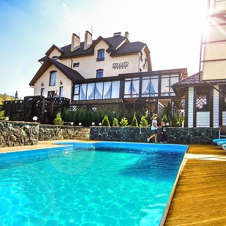 Villa Grand Skhidnytsia 외부 사진
