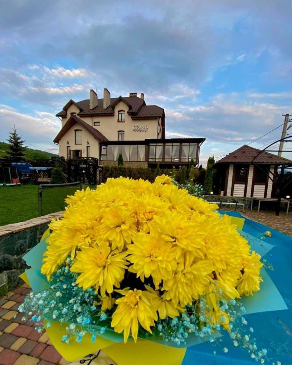Villa Grand Skhidnytsia 외부 사진